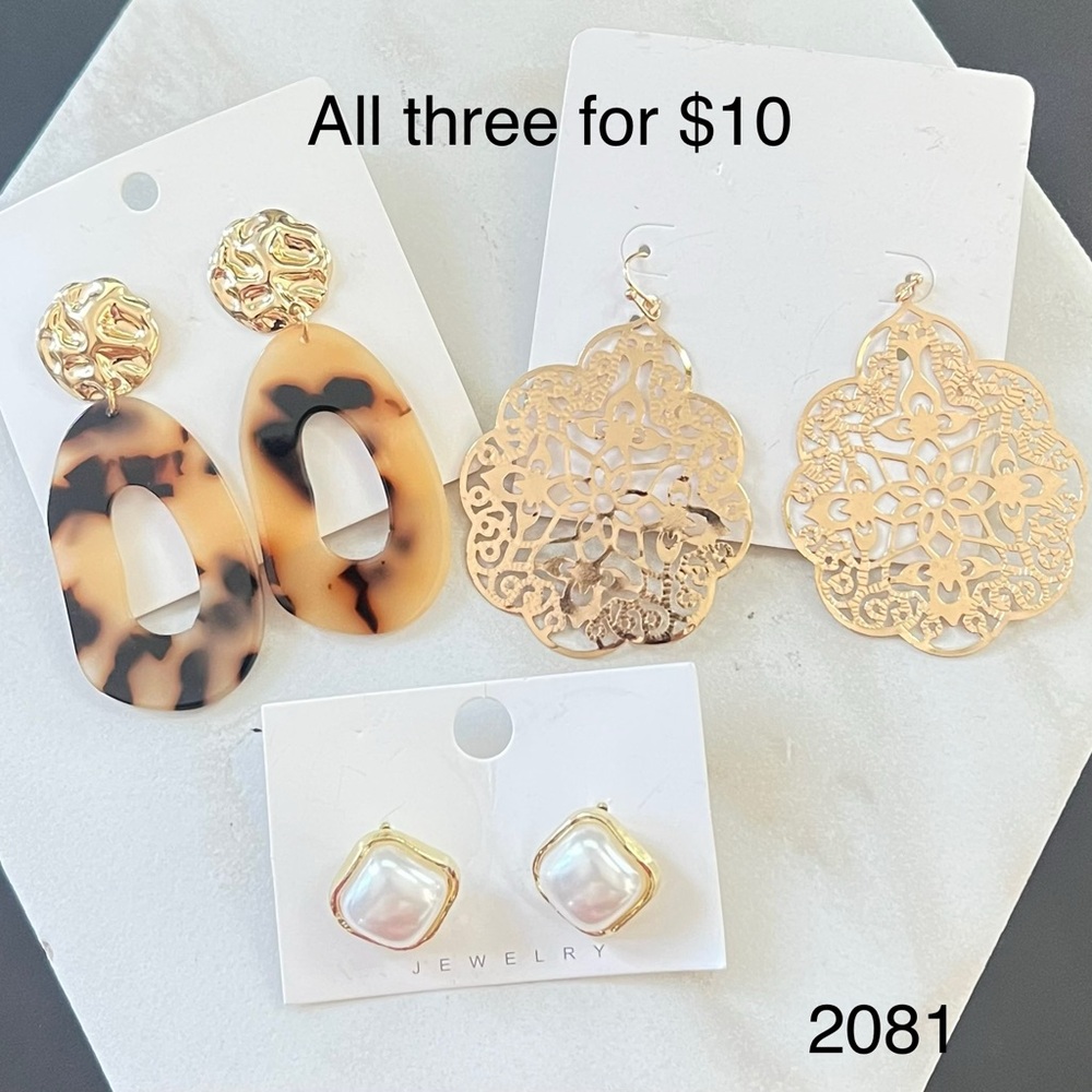 Gold and Tortoise Shell Earrings Set